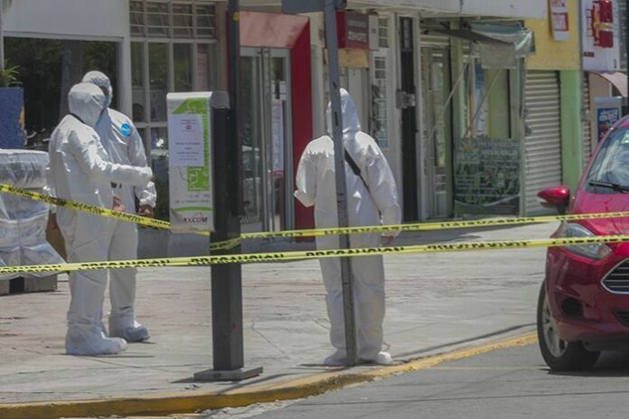 Un hombre acribillado en centro de Amealco