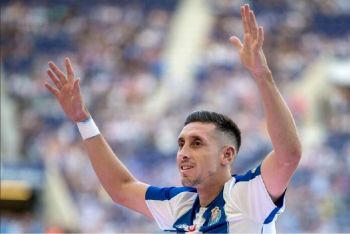 Inter de Milán insiste en fichar al mexicano Héctor Herrera Inter de Milán insiste en fichar al mexicano Héctor Herrera