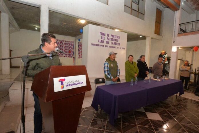 Antonio Mejía Lira tomo protesta al patronato de la “Feria del Ladrillo” Antonio Mejía Lira tomo protesta al patronato de la “Feria del Ladrillo”
