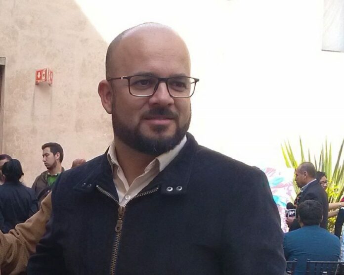 Diputado Jorge Luis Nieves donó 40 mil pesos a universidad pública