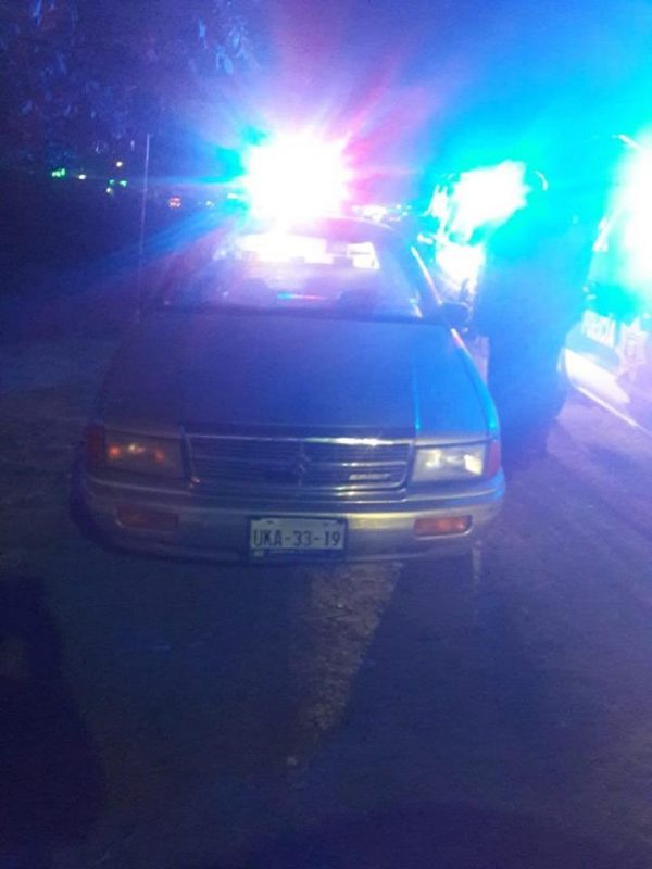 Policías de Escobedo aseguran vehículo con reporte de robo 1