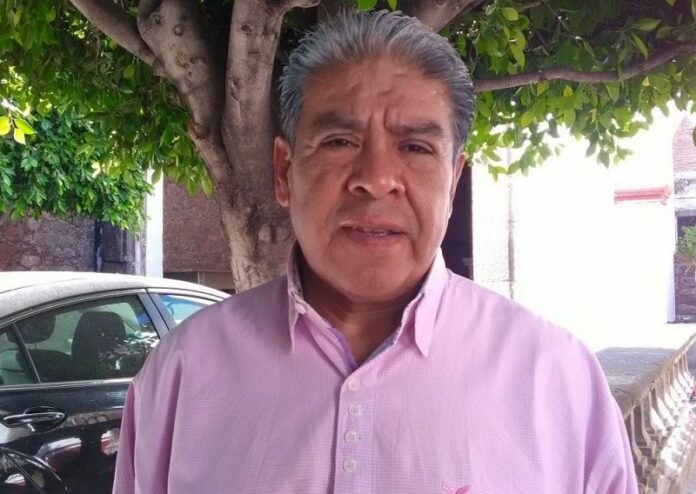 Asesora PRI a contribuyentes en aclaraciones del predial en San Juan del Río Asesora PRI a contribuyentes en aclaraciones del predial en San Juan del Río