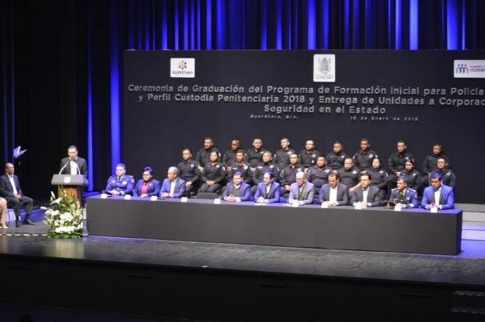 Se graduan elementos policiacos del municipio de Amealco Se graduan elementos policiacos del municipio de Amealco