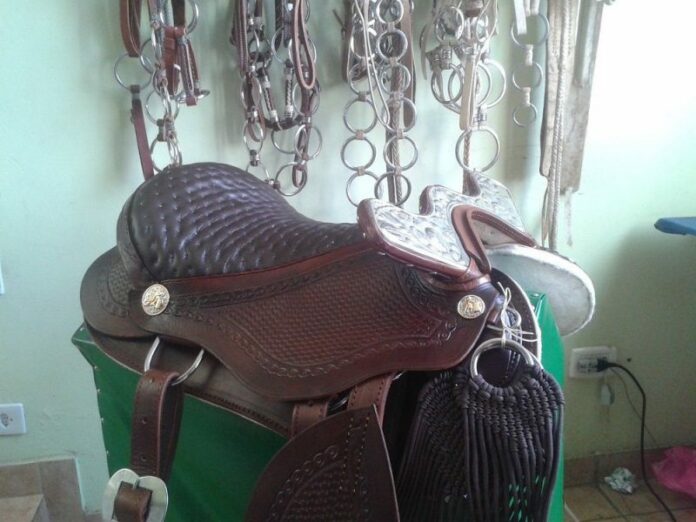 Talabarteros de Cadereyta, Querétaro, apuestan a innovación y tradición Talabarteros de Cadereyta, Querétaro, apuestan a innovación y tradición