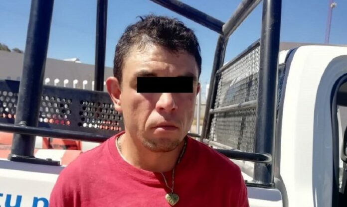 Detienen a sujeto por robarse las Detienen a sujeto por robarse las