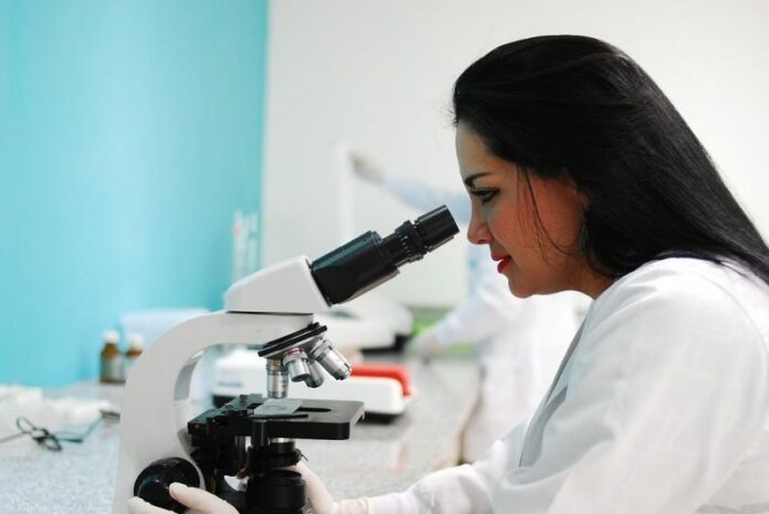 Pruebas genéticas permiten tratamiento dirigido al cáncer Pruebas genéticas permiten tratamiento dirigido al cáncer