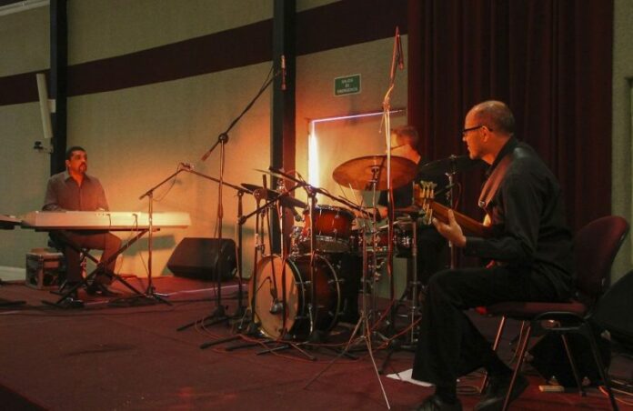 Bellas Artes San Juan del Río invita a 1er. Festival de Jazz Bellas Artes San Juan del Río invita a 1er. Festival de Jazz
