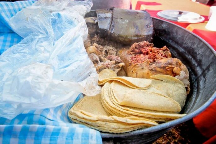 Por temporada de calor verificarán expendios de alimentos SESEQ Por temporada de calor verificarán expendios de alimentos SESEQ