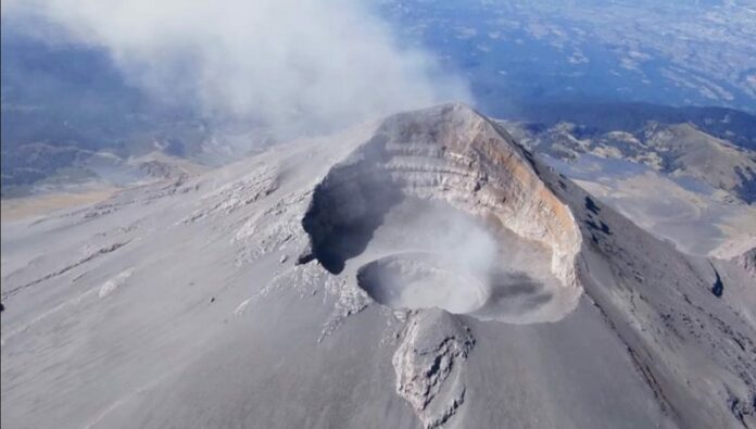 Volcán Popocatépetl despierta con gran actividad Volcán Popocatépetl despierta con gran actividad