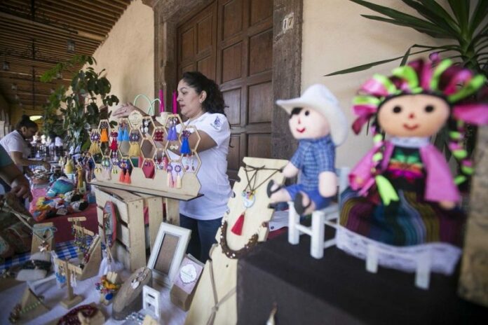 Invita municipio a visitar Expo Artesanal del Corredor Turístico de Semana Santa Invita municipio a visitar Expo Artesanal del Corredor Turístico de Semana Santa