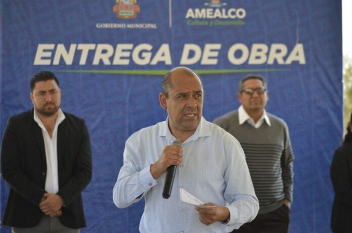 Rosendo Anaya Aguilar, Presidente Municipal de Amealco dio arranque a las obras Rosendo Anaya Aguilar, Presidente Municipal de Amealco dio arranque a las obras