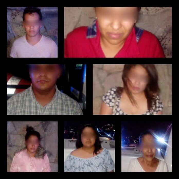 Banda de ladrones roban bolso e intentan sobornar a policías Banda de ladrones roban bolso e intentan sobornar a policías