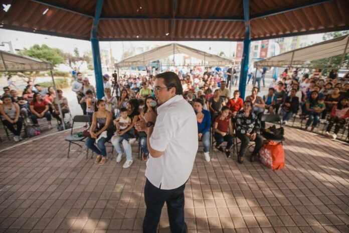 Anuncia Memo Vega puente peatonal entre Loma Alta y Cerro Gordo Anuncia Memo Vega puente peatonal entre Loma Alta y Cerro Gordo