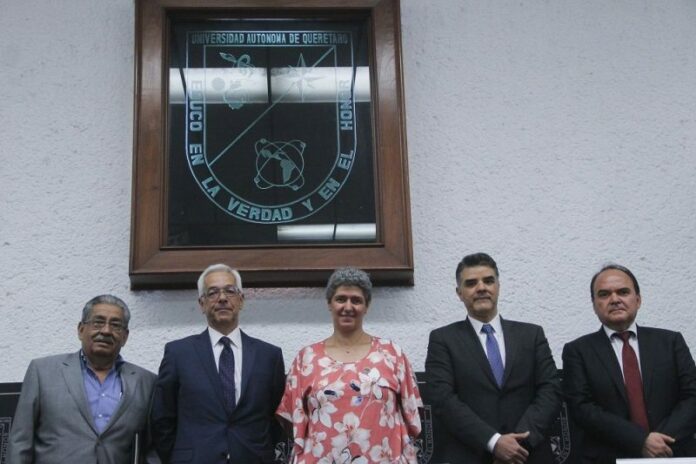 UAQ realiza homenaje póstumo a exrector, Salvador Septién Barrón UAQ realiza homenaje póstumo a exrector, Salvador Septién Barrón