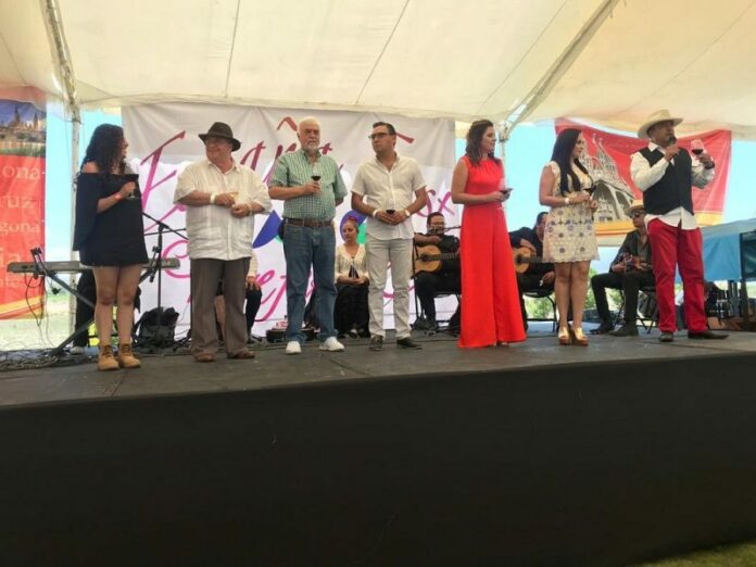 Se lleva a cabo primera vendimia en el Pueblo Mágico de Cadereyta Se lleva a cabo primera vendimia en el Pueblo Mágico de Cadereyta
