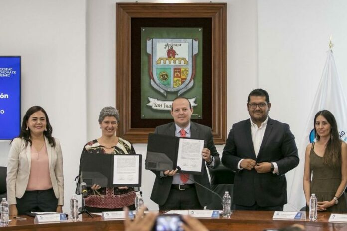 Convenio San Juan del Río-UAQ en favor de Salud mental de niños y adolescentes Convenio San Juan del Río-UAQ en favor de Salud mental de niños y adolescentes