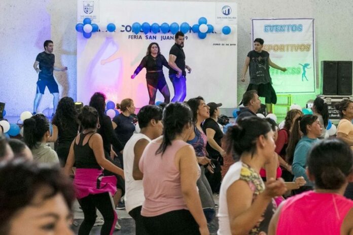 Mega_Clase_Zumba_Anexo_Cecuco_Jun_21_MCH_51.jpg
