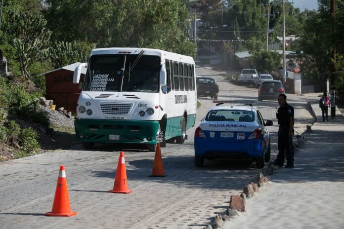 Habitantes de El Jazmín reconocen mejoramiento de acceso a la comunidad Habitantes de El Jazmín reconocen mejoramiento de acceso a la comunidad