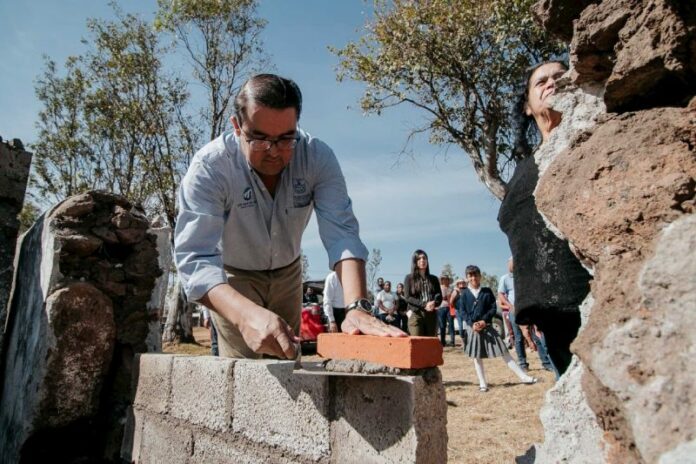 Destinan 30 millones a mejoramiento de escuelas en San Juan del Río Destinan 30 millones a mejoramiento de escuelas en San Juan del Río