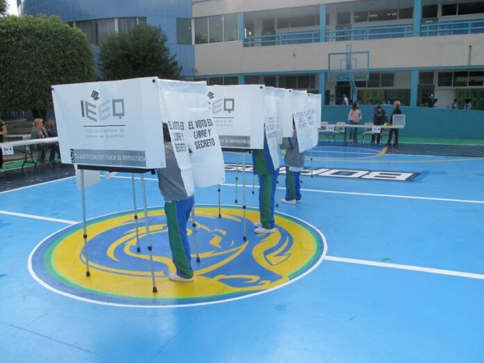 Promueve IEEQ educación cívica con 38 mil personas Promueve IEEQ educación cívica con 38 mil personas