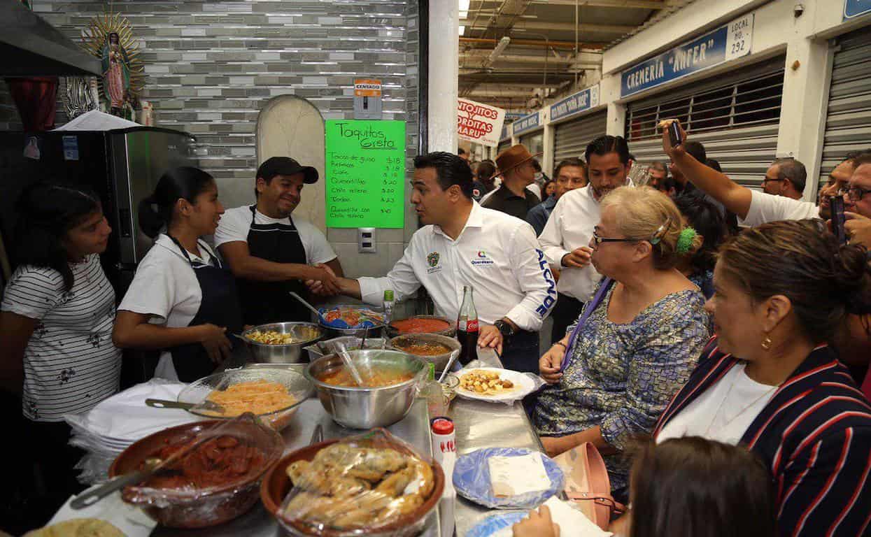 Municipio invertirá en la remodelación del mercado de La Cruz: Luis Nava