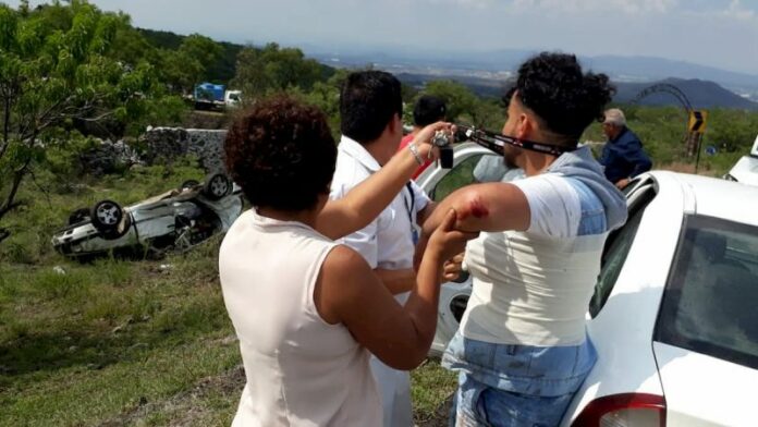 3 lesionados en choque en carretera a La Muralla; un joven muy grave 3 lesionados en choque en carretera a La Muralla; un joven muy grave