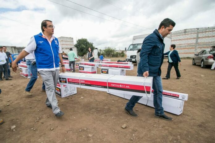 Anuncia Memo Vega obras en drenaje y agua potable en El Rodeo Anuncia Memo Vega obras en drenaje y agua potable en El Rodeo