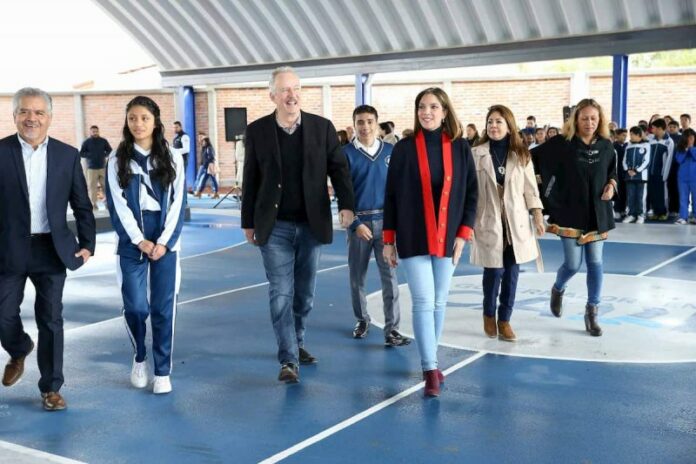 Entrega-GEQ-nueva-infraestructura-educativa-en-el-municipio-de-El-Marqués-.jpg