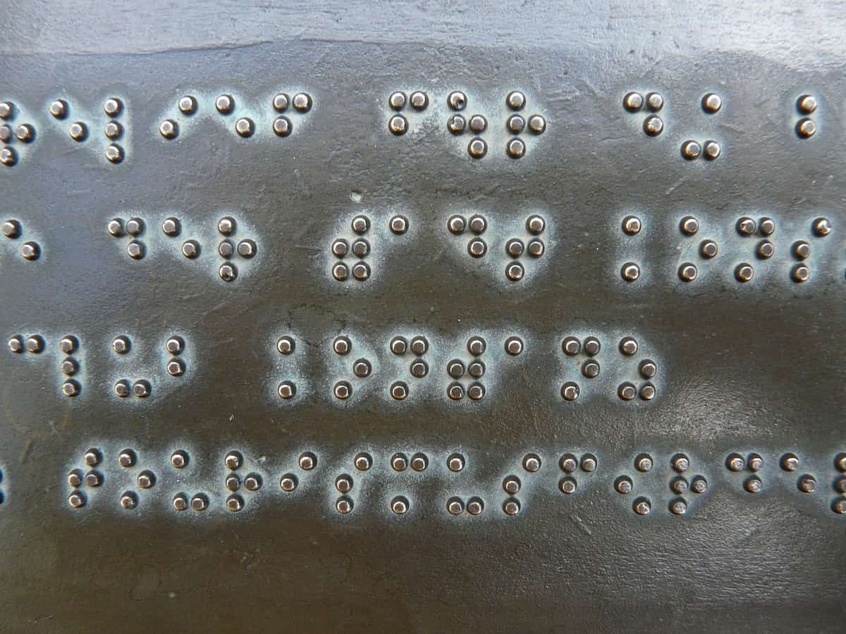 Realizarán trámite de Actas de Nacimiento en Braille en San Juan del Río