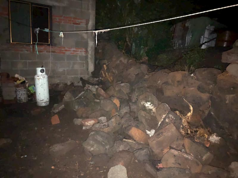 Captan tornado, luego tromba deja daños en comunidad de SJR Querétaro