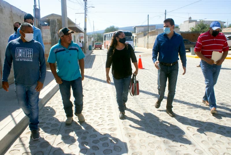 Entrega Toño Mejía obra vial en Fuentezuelas Tequisquiapan