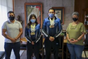 Teresa García Gasca recibe a medallistas del Campeonato Panamericano de Sambo 2021