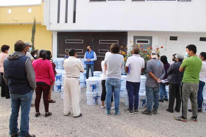 Diputado Germaín Garfias continúa acerca beneficios para familias de SJR