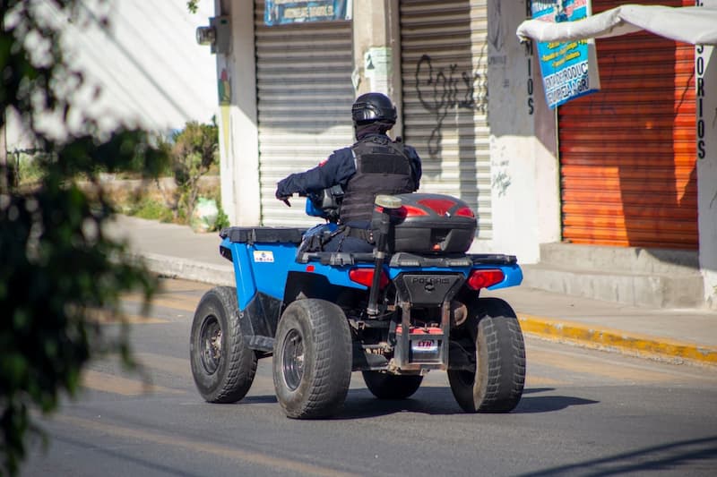 Detenidos 6 policías municipales de San Juan del Río por falsear informes de tomas clandestinas