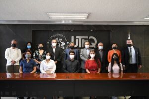 Estudiantes de la UTEQ realizarán estancia en Japón y Francia