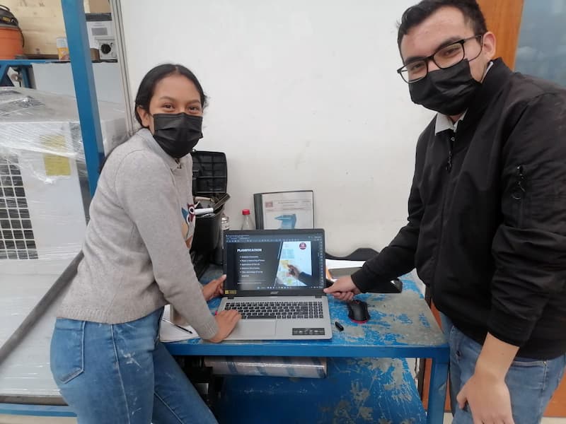 UTSJR arranca modelo dual con empresa 3D Soluciones