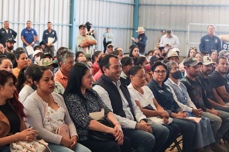 Equipo San Juan trabaja por el bienestar de las familias y el mejoramiento de espacios comunitarios