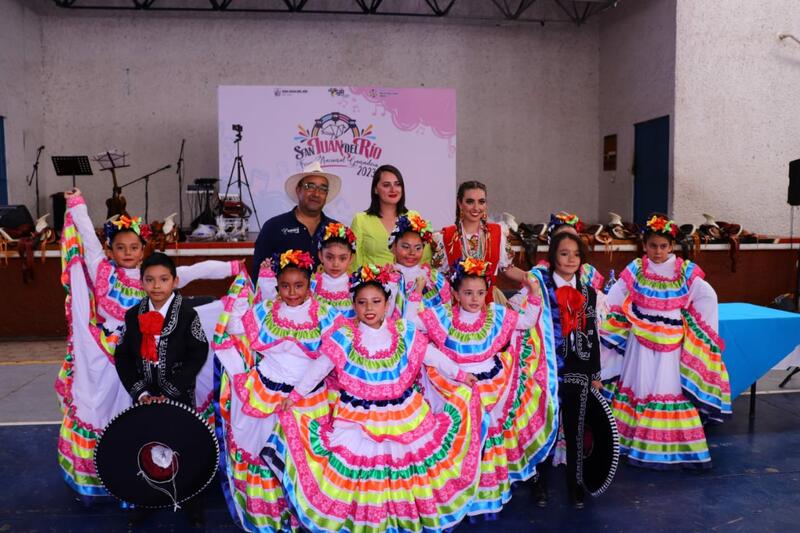 Alcalde Roberto Cabrera celebra con jinetes la exitosa Cabalgata de la Amistad 2023 en San Juan del Río