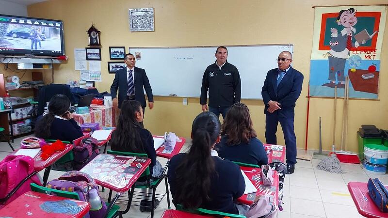 Honores a la bandera en la telesecundaria Chimalpopoca de Dolores Cuadrilla de Enmedio