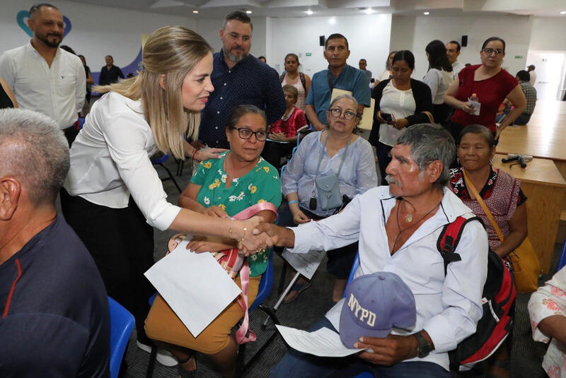 Car Herrera Supervisa Jornada de Cirugías de Cataratas en Querétaro