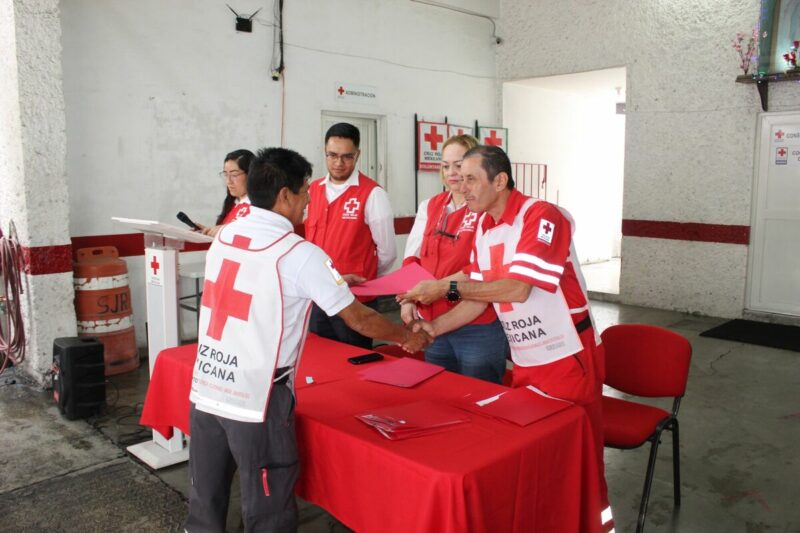 Celebran Día del Socorrista en San Juan del Río destaca la labor de los paramédicos de la Cruz Roja