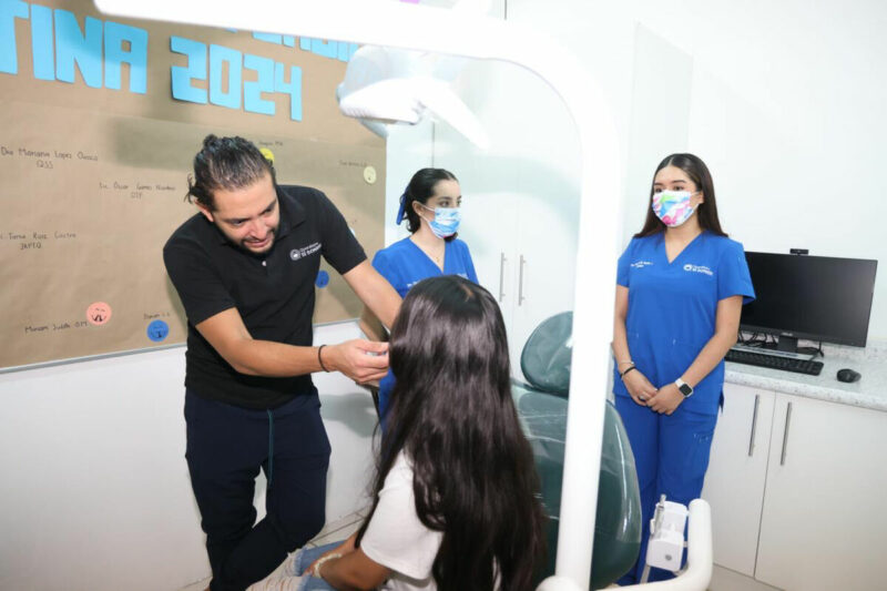 Car Herrera visita a pacientes de la fundación Querétaro Sí Sonríe