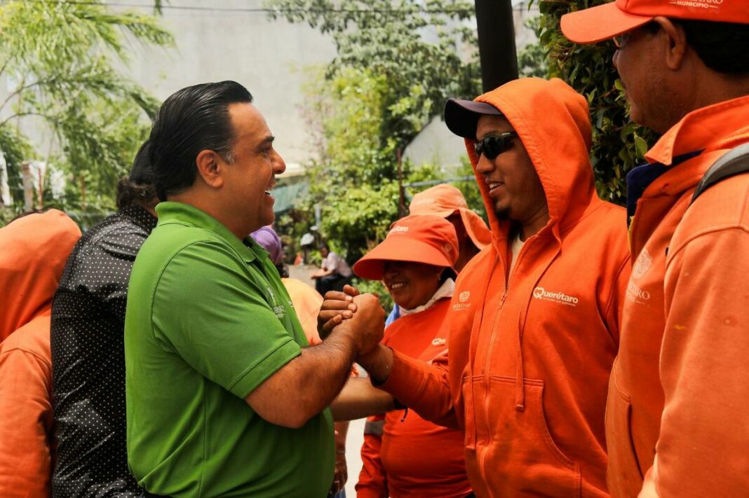 Entrega Luis Nava parque lineal en la colonia La Estrella