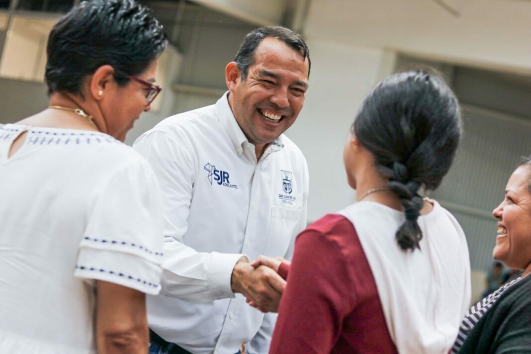 Apoyo educativo a estudiantes de San Juan del Río