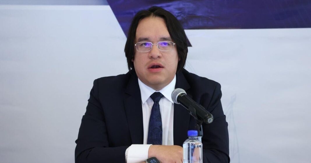 Nombran a Victor Antonio de Jesús Hernández como nuevo Fiscal de Querétaro