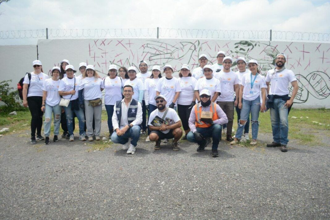 Gobierno Municipal, organizaciones civiles y PPG renuevan instalaciones del COBAQ plantel 10