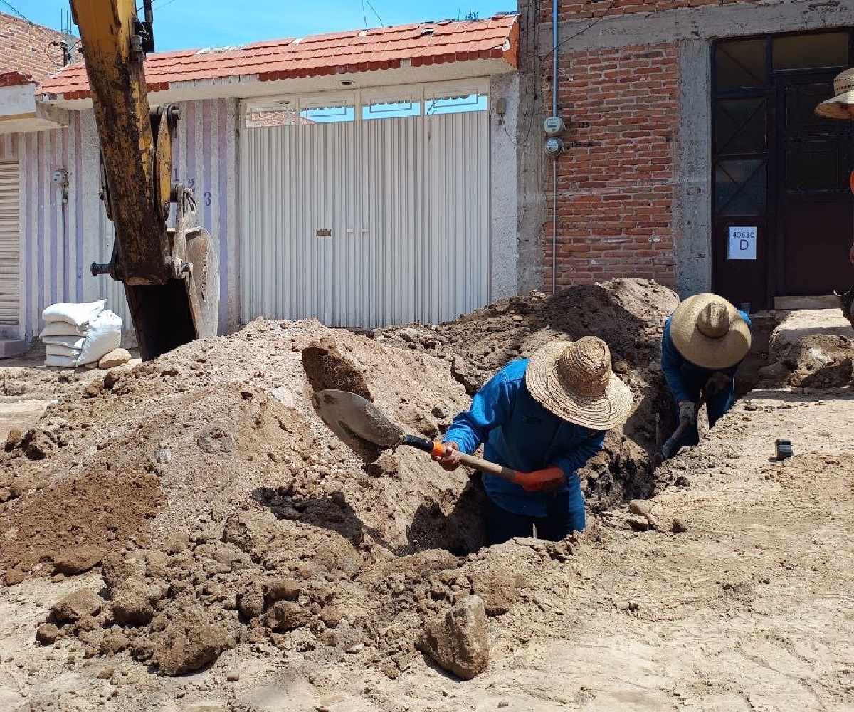 SEDESOQ realiza 33 obras sociales en 5 municipios de Querétaro