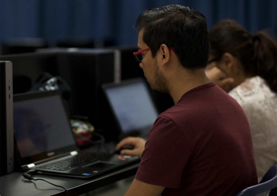 Universidad Politécnica de Santa Rosa Jáuregui ofrece carrera de Ingeniería en Software