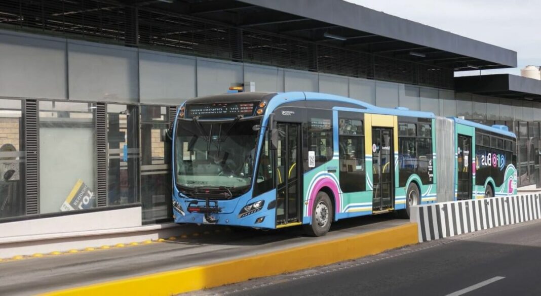 Ampliarán sistema de pago con tarjeta bancaria en transporte público de Querétaro