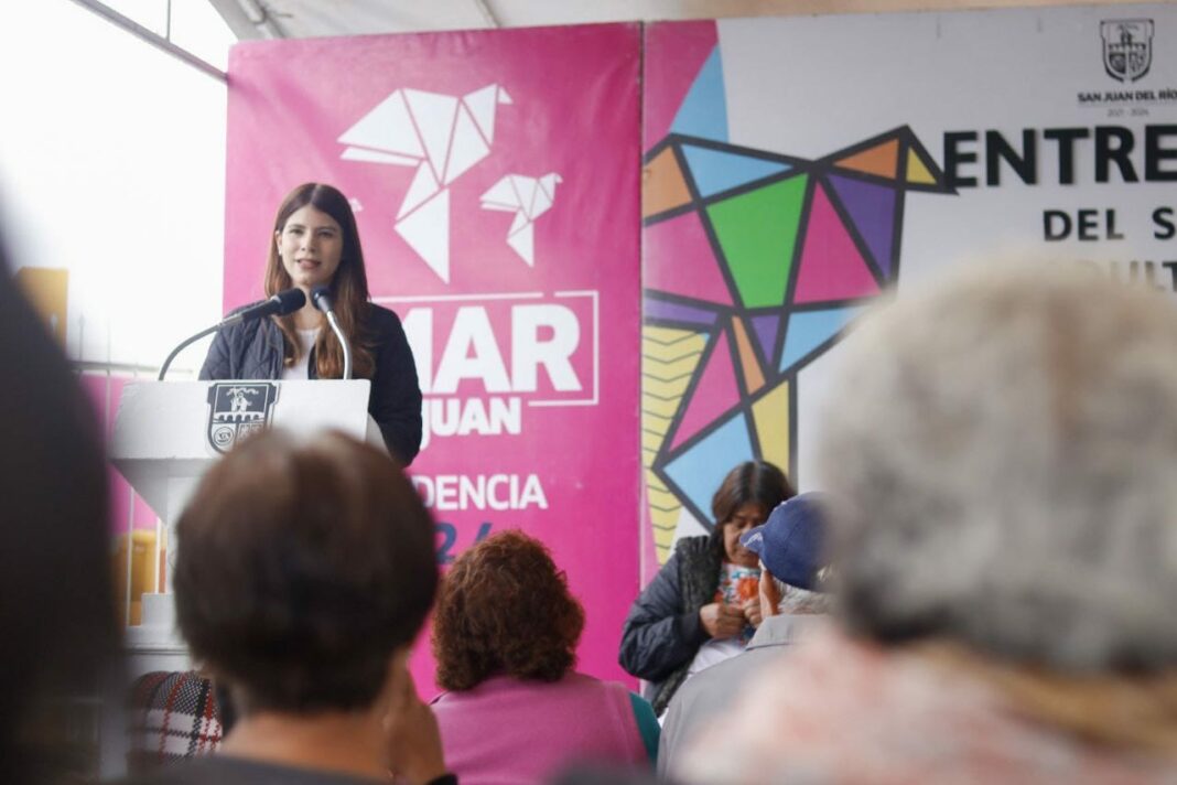 Georgina Sánchez y Roberto Cabrera inauguran el Centro del Adulto Mayor en El Pedregoso